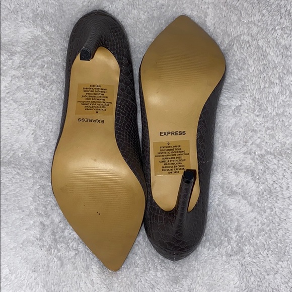 Express Heels - Picture 4 of 5